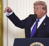 Русия иска да помогне за конфликта в Иран, още смята НАТО за враг